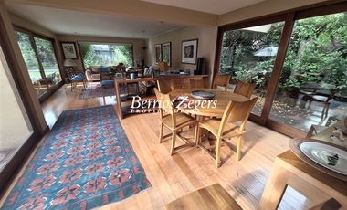 Casa en Arriendo en Hualtatas/ Tabancura