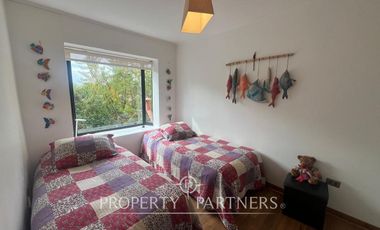 Casa sólida en sector tradicional