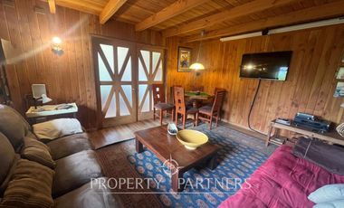 Casa sólida en sector tradicional