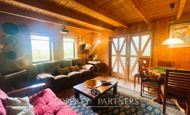 Casa sólida en sector tradicional