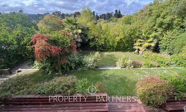 Casa sólida en sector tradicional