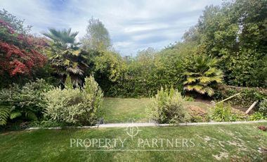 Casa sólida en sector tradicional