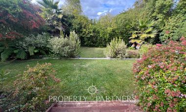 Casa sólida en sector tradicional