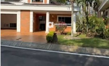 VENTA de CASA RESIDENCIAL en FLORIDABLANCA