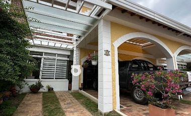VENTA de CASA CAMPESTRE en FLORIDABLANCA