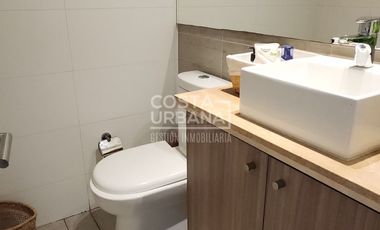 VENTA DEPARTAMENTO AMPLIO, LUMINOSO Y EXCELENTE UBICACIÓN