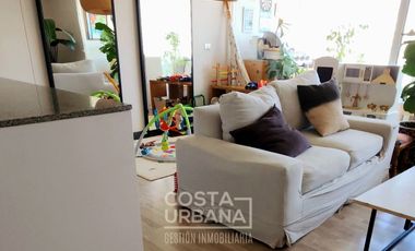 VENTA DEPARTAMENTO AMPLIO, LUMINOSO Y EXCELENTE UBICACIÓN