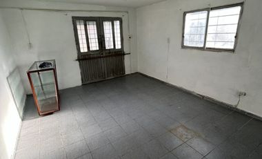 Barrio Capiba casa con galpon