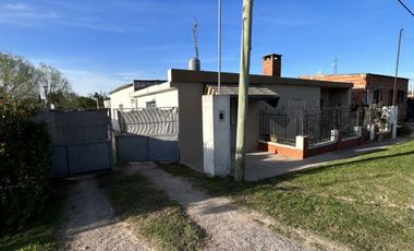Barrio Capiba casa con galpon