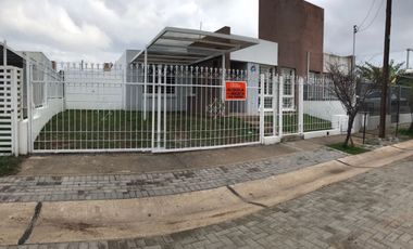 RENE FAVALORO II ( ZONA DE MATIENZO) EXCELENTE VIVIENDA.-