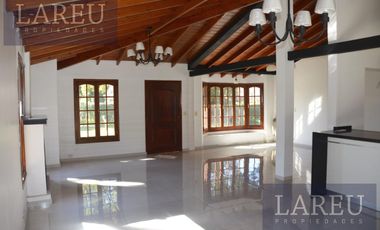 Casa en Venta en Mapuche Country Club. Acepta permuta