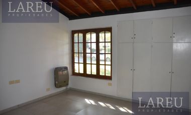 Casa en Venta en Mapuche Country Club. Acepta permuta