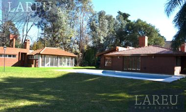 Casa en Venta en Mapuche Country Club. Acepta permuta