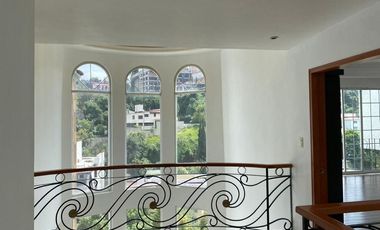 Casa en Venta o Renta Lomas de Tecamachalco