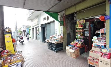 VIVIENDA MULTIFAMILIAR + LOCALES.
