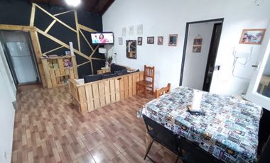 VIVIENDA MULTIFAMILIAR + LOCALES.