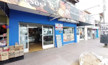 VIVIENDA MULTIFAMILIAR + LOCALES.