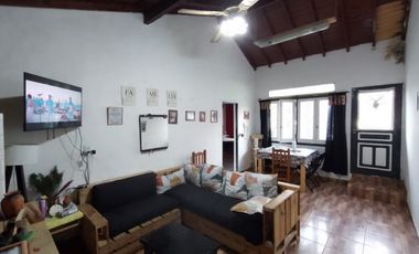 VIVIENDA MULTIFAMILIAR + LOCALES.