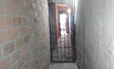 VIVIENDA MULTIFAMILIAR + LOCALES.