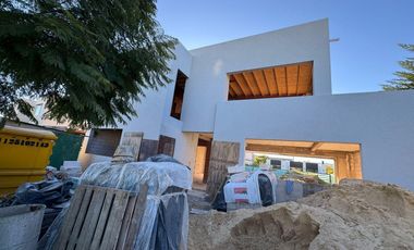 Casa en venta en el Barrio Vistas, Puertos / Escobar