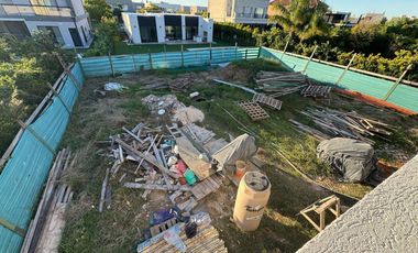 Casa en venta en el Barrio Vistas, Puertos / Escobar