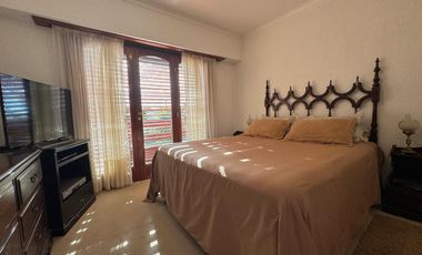 Venta importante chalet  en  Parque Luro! Apto credito