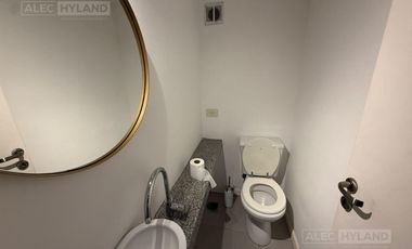 Departamento 2 ambientes con cochera en venta en San Isidro