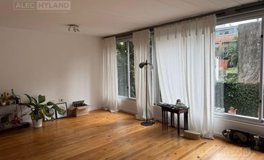 Departamento 2 ambientes con cochera en venta en San Isidro