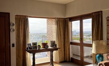 VENTA Piso 3 dorm. con cochera Rivadavia 400 - Neuquen