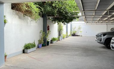 VENTA Piso 3 dorm. con cochera Rivadavia 400 - Neuquen