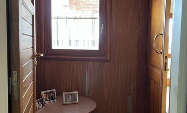 VENTA Piso 3 dorm. con cochera Rivadavia 400 - Neuquen