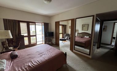 VENTA Piso 3 dorm. con cochera Rivadavia 400 - Neuquen