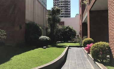 Departamento 2 ambientes con balcón en Flores - Piso alto en Torre con Jardín SUM y Parrillas