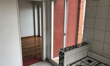 Departamento 2 ambientes con balcón en Flores - Piso alto en Torre con Jardín SUM y Parrillas