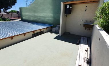 PH DE 3 AMBIENTES A ESTRENAR CON JARDIN Y TERRAZA EN VENTA. FLORIDA OESTE
