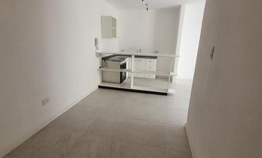 PH DE 3 AMBIENTES A ESTRENAR CON JARDIN Y TERRAZA EN VENTA. FLORIDA OESTE