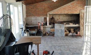 Casa quinta en Sauce Montrull