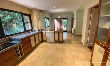 Casa en Alquiler en Abril Country Club Hudson Berazategui