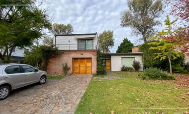 Casa en Alquiler en Abril Country Club Hudson Berazategui