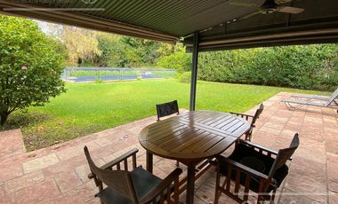 Casa en Alquiler en Abril Country Club Hudson Berazategui