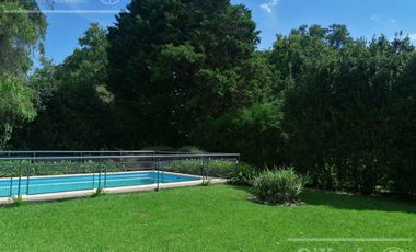 Casa en Alquiler en Abril Country Club Hudson Berazategui