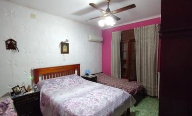 EN VENTA- CASA DE 4 HABITACIONES EN BARRIO PARACAO