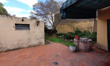 EN VENTA- CASA DE 4 HABITACIONES EN BARRIO PARACAO