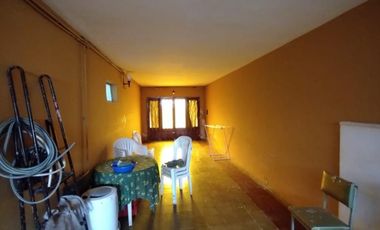 EN VENTA- CASA DE 4 HABITACIONES EN BARRIO PARACAO