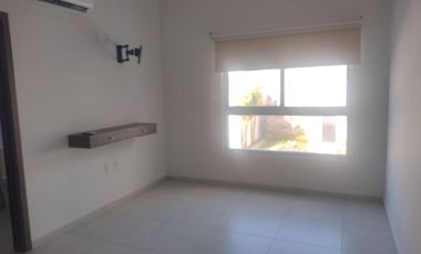 CASA EN RENTA DE 3 RECÁMARAS, FRAC. VISTA ALTA, BOCA DEL RÍO, VERACRUZ