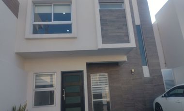 CASA EN RENTA DE 3 RECÁMARAS, FRAC. VISTA ALTA, BOCA DEL RÍO, VERACRUZ