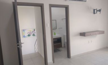 CASA EN RENTA DE 3 RECÁMARAS, FRAC. VISTA ALTA, BOCA DEL RÍO, VERACRUZ