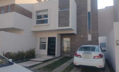 CASA EN RENTA DE 3 RECÁMARAS, FRAC. VISTA ALTA, BOCA DEL RÍO, VERACRUZ