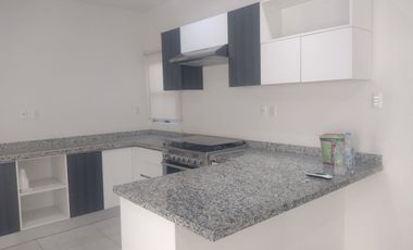 CASA EN RENTA DE 3 RECÁMARAS, FRAC. VISTA ALTA, BOCA DEL RÍO, VERACRUZ