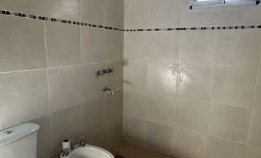EN VENTA CASA 2 DORM - LOTEO LA RESERVA